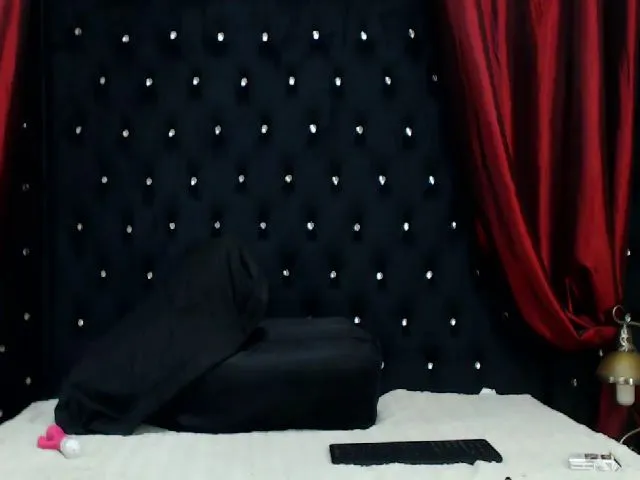 Live sex webcam photo for MissEvye #274277320