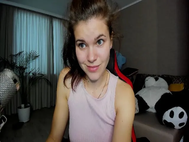 Live sex webcam photo for MissJeanne #272524947