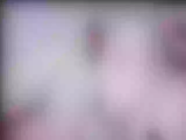 Live sex webcam photo for MissLilie #273779215