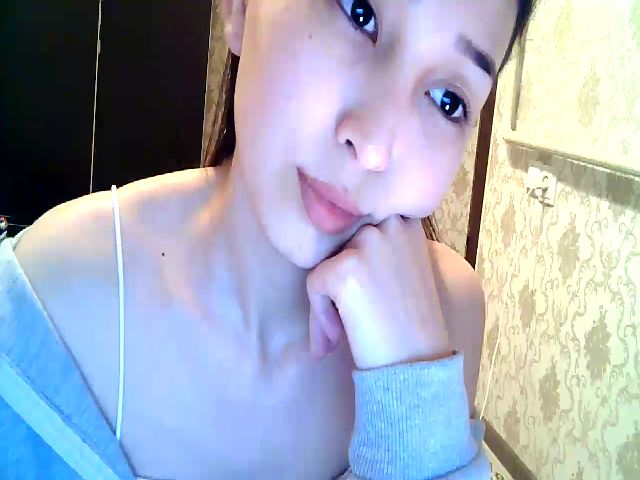 Live sex webcam photo for MissMolly____ #271754197