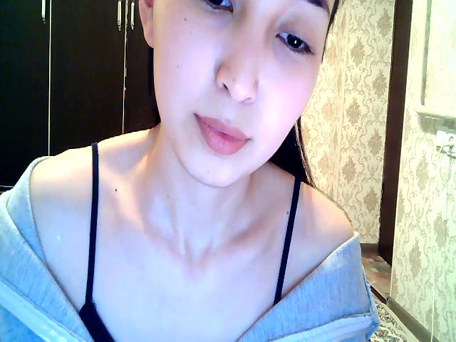 Live sex webcam photo for MissMolly____ #271767440