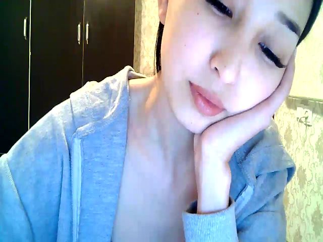 Live sex webcam photo for MissMolly____ #271888748