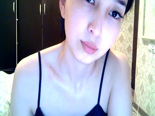 Live sex webcam photo for MissMolly____ #271959611