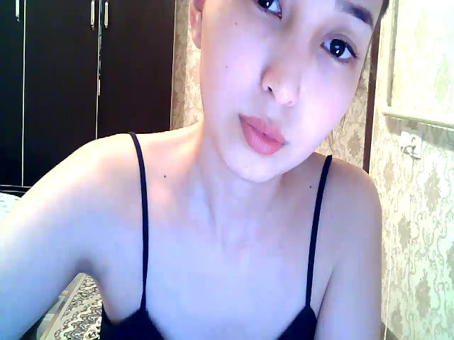 Live sex webcam photo for MissMolly____ #272074051