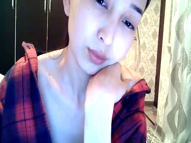 Live sex webcam photo for MissMolly____ #272220465