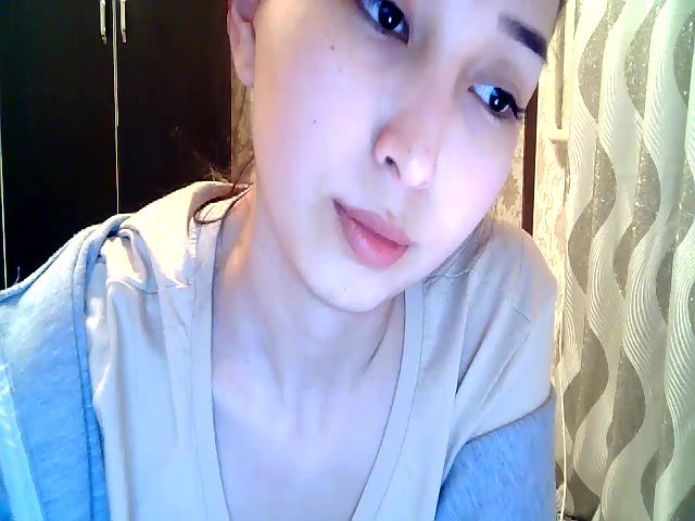 Live sex webcam photo for MissMolly____ #272579316