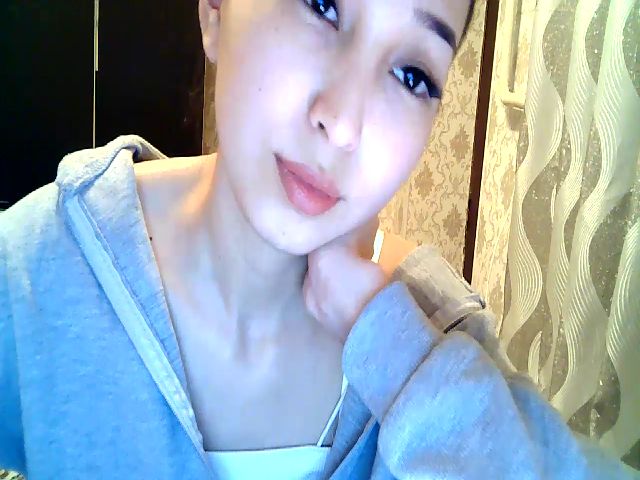 Live sex webcam photo for MissMolly____ #272667934