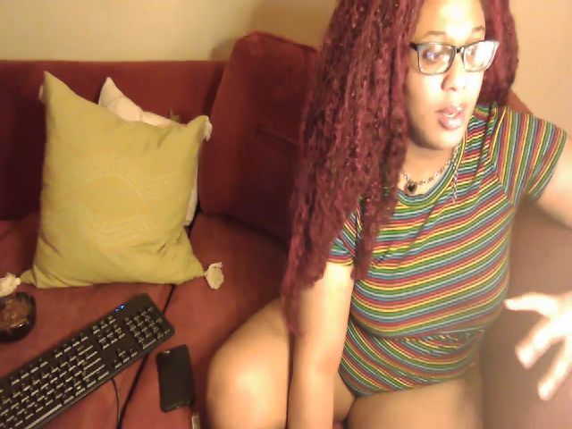 Live sex webcam photo for MissMonae_ #273720053