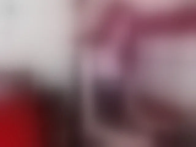 Live sex webcam photo for MissRebecaRed #273657320