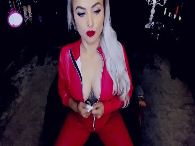 Live sex webcam photo for MissRebekaa #273739681
