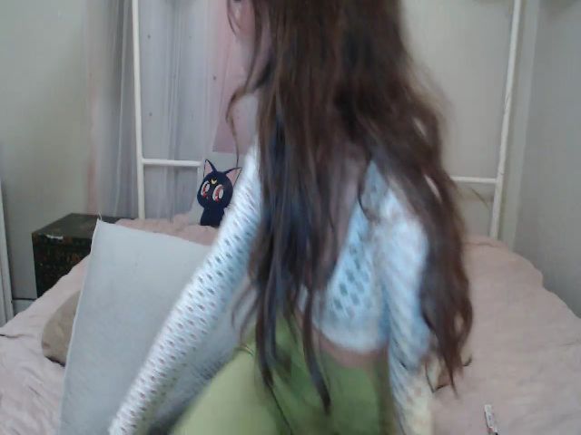 Live sex webcam photo for MissRhi #273135183