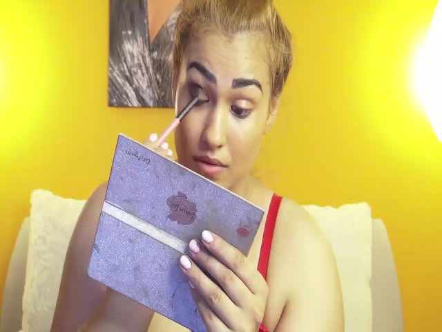 Live sex webcam photo for MissSabrina25 #274267827