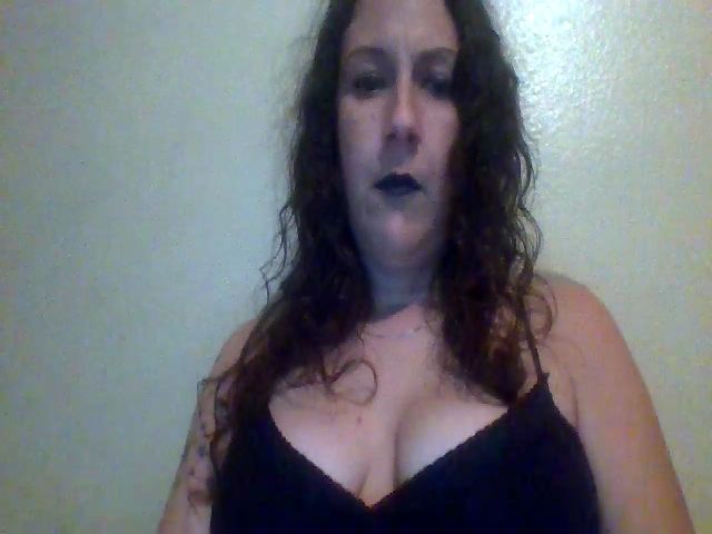 Live sex webcam photo for MissSweetBXX #274408828