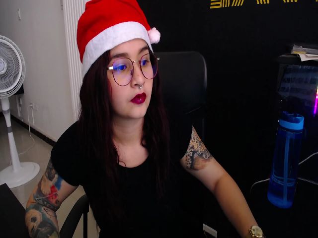 Live sex webcam photo for MissTiara_ #271688267