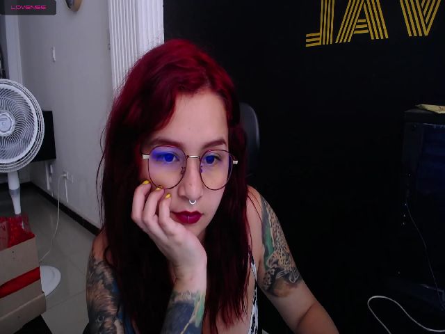 Live sex webcam photo for MissTiara_ #271899499