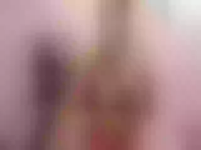 Live sex webcam photo for MissVani #273846399