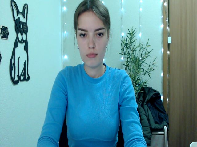 Live sex webcam photo for Miss_Dolly_ #287898919