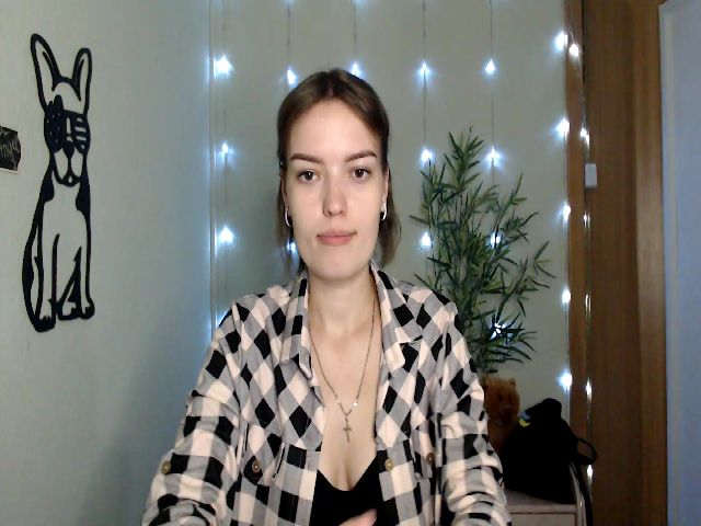 Live sex webcam photo for Miss_Dolly_ #287898920