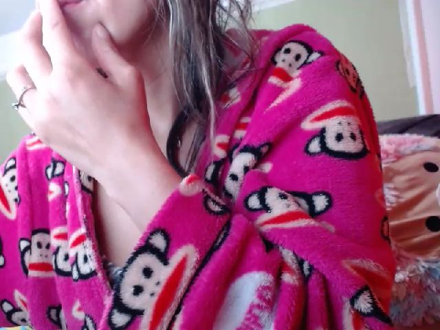 Live sex webcam photo for Miss_Jenks #272733442