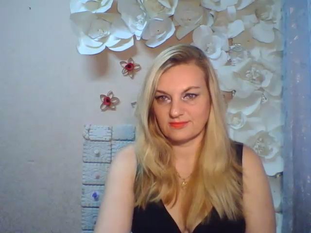 Live sex webcam photo for Miss_Kapriz81 #274612584