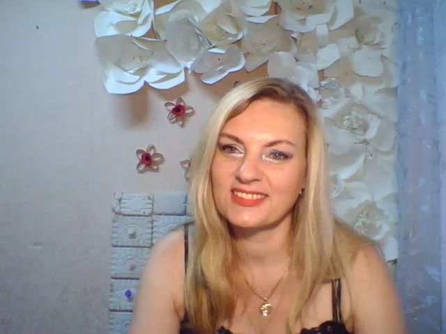 Live sex webcam photo for Miss_Kapriz81 #275251207