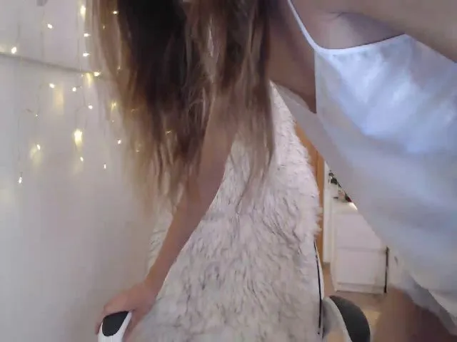 Live sex webcam photo for Miss_Kety #271783230