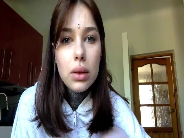 Live sex webcam photo for Miss_Merilyn #273212730