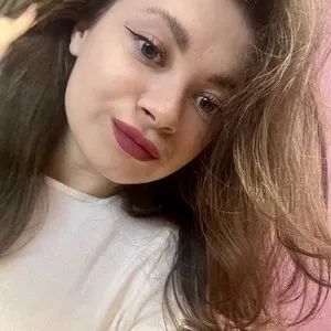 Live sex webcam photo for Miss_Moan69 #278195936