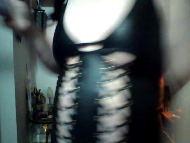 Live sex webcam photo for Miss_Riley #271770510