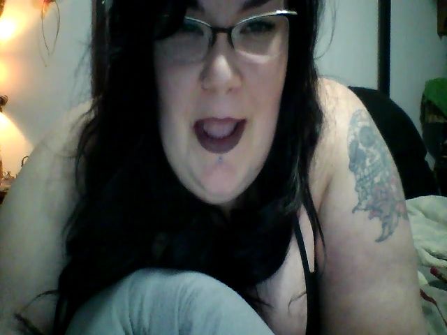 Live sex webcam photo for Miss_Riley #271772558