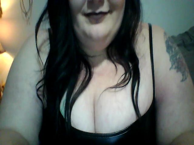 Live sex webcam photo for Miss_Riley #271782852