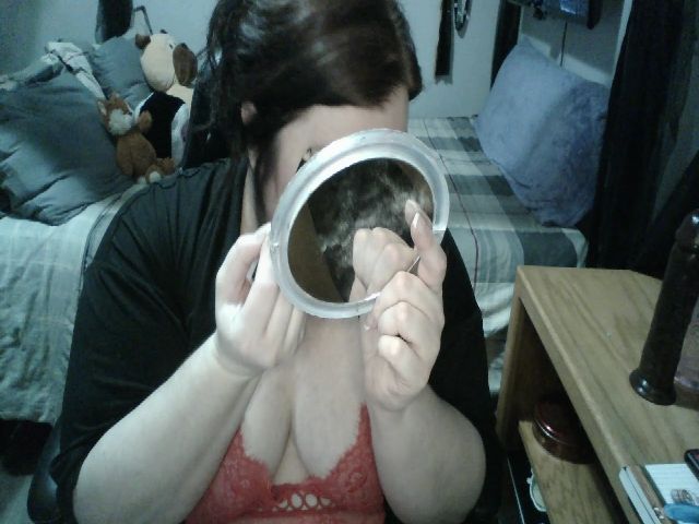 Live sex webcam photo for Miss_Riley #272141692