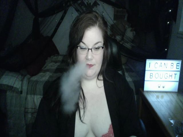 Live sex webcam photo for Miss_Riley #272382396