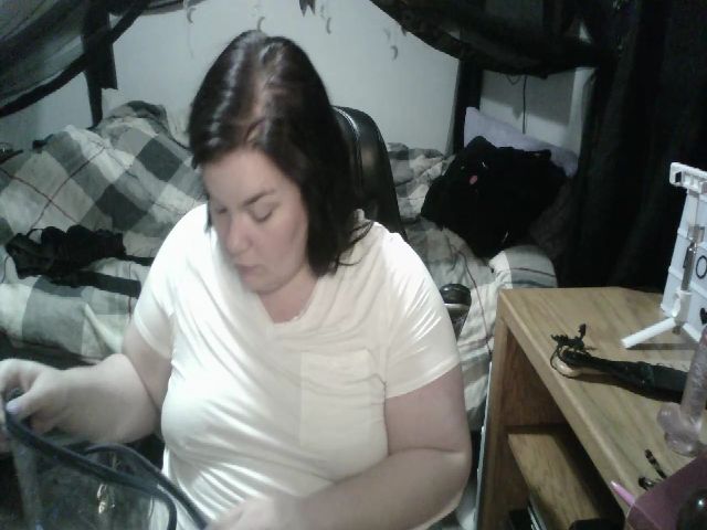 Live sex webcam photo for Miss_Riley #272896016