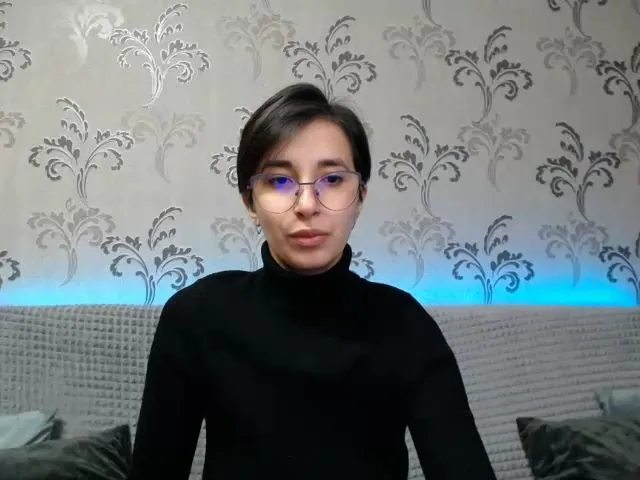 Live sex webcam photo for Miss_Selina4u #272222857