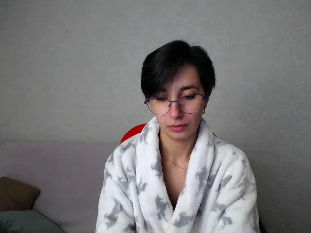 Live sex webcam photo for Miss_Selina4u #272585629