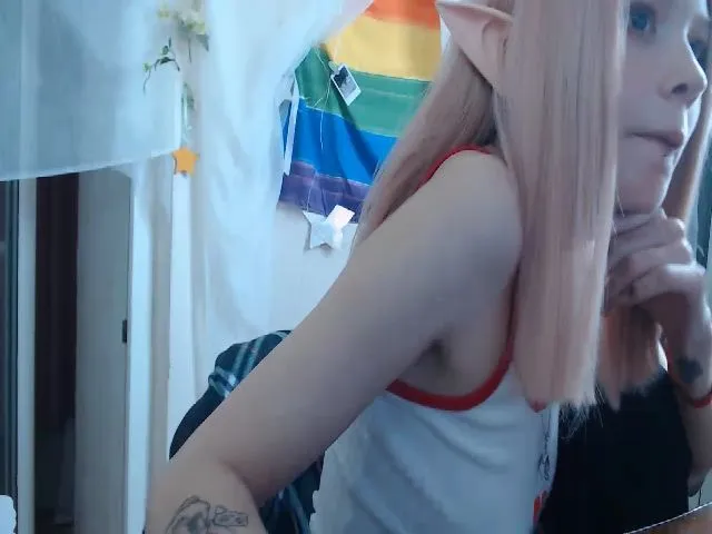 Live sex webcam photo for Miss_Toree #273174768