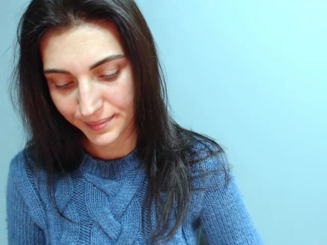 Live sex webcam photo for Miss_Vivian #271795726