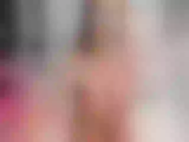 Live sex webcam photo for Miss__Emm #272402159