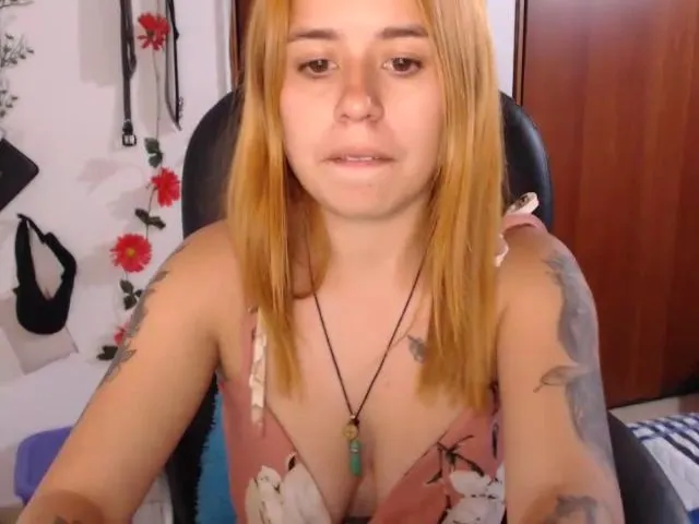 Live sex webcam photo for Miss_dayan1 #274371096