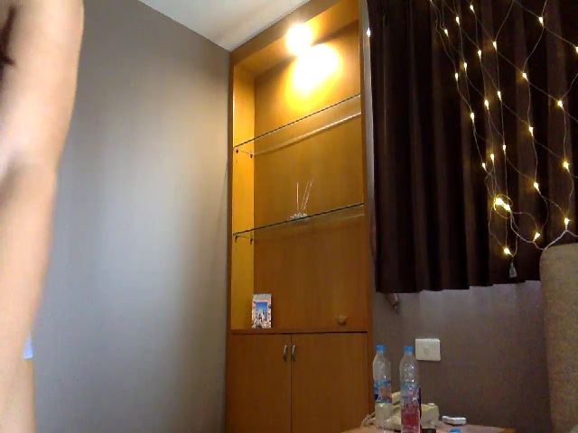 Live sex webcam photo for Miss_emiko #271989401