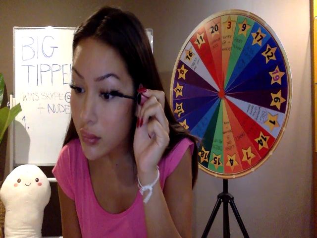 Live sex webcam photo for Miss_emiko #272966570
