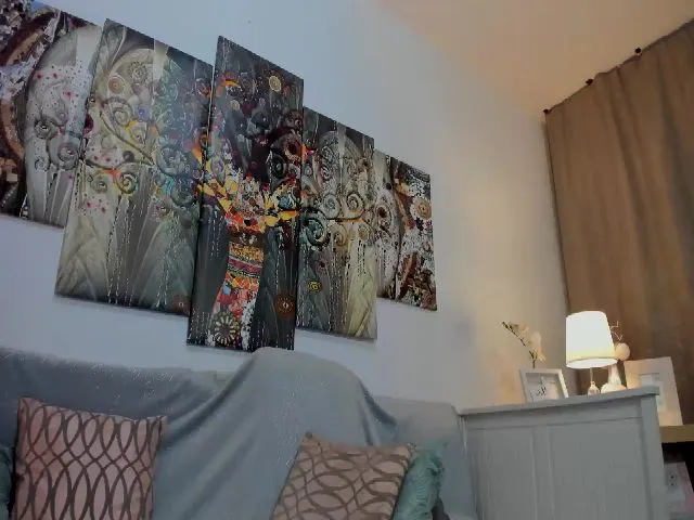 Live sex webcam photo for Miss_secret_M #273256520