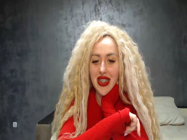 Live sex webcam photo for MissisCat #273317628