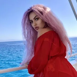 Live sex webcam photo for MissisCat #290419800