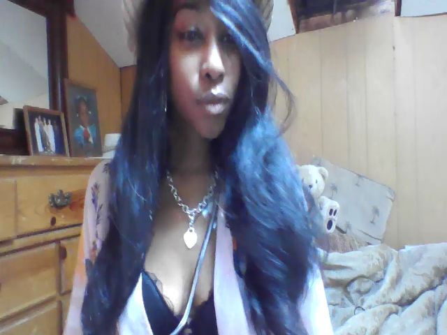 Live sex webcam photo for Missmarie24 #272622781