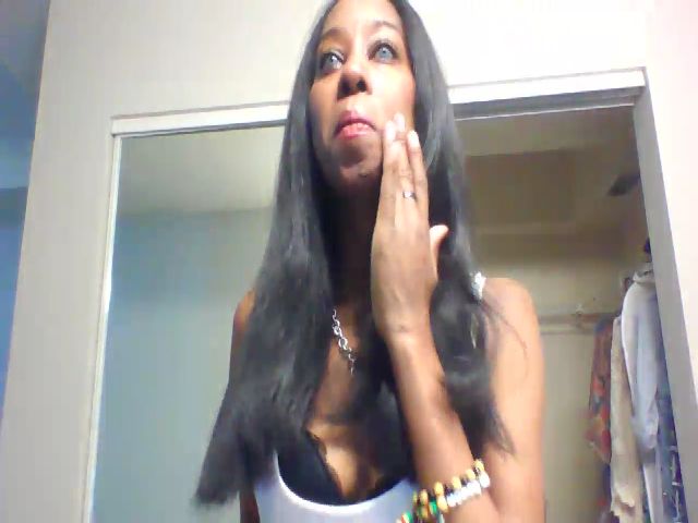 Live sex webcam photo for Missmarie24 #272711269