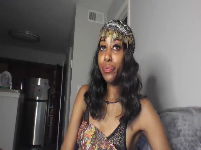 Live sex webcam photo for Missmarie24 #272956807