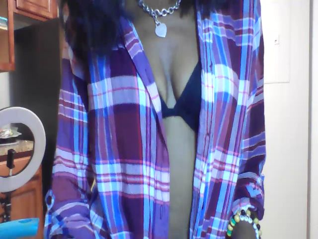 Live sex webcam photo for Missmarie24 #273146671