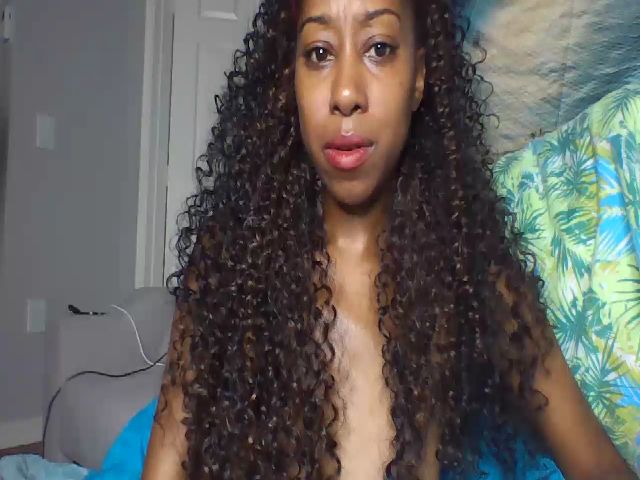 Live sex webcam photo for Missmarie24 #273488224